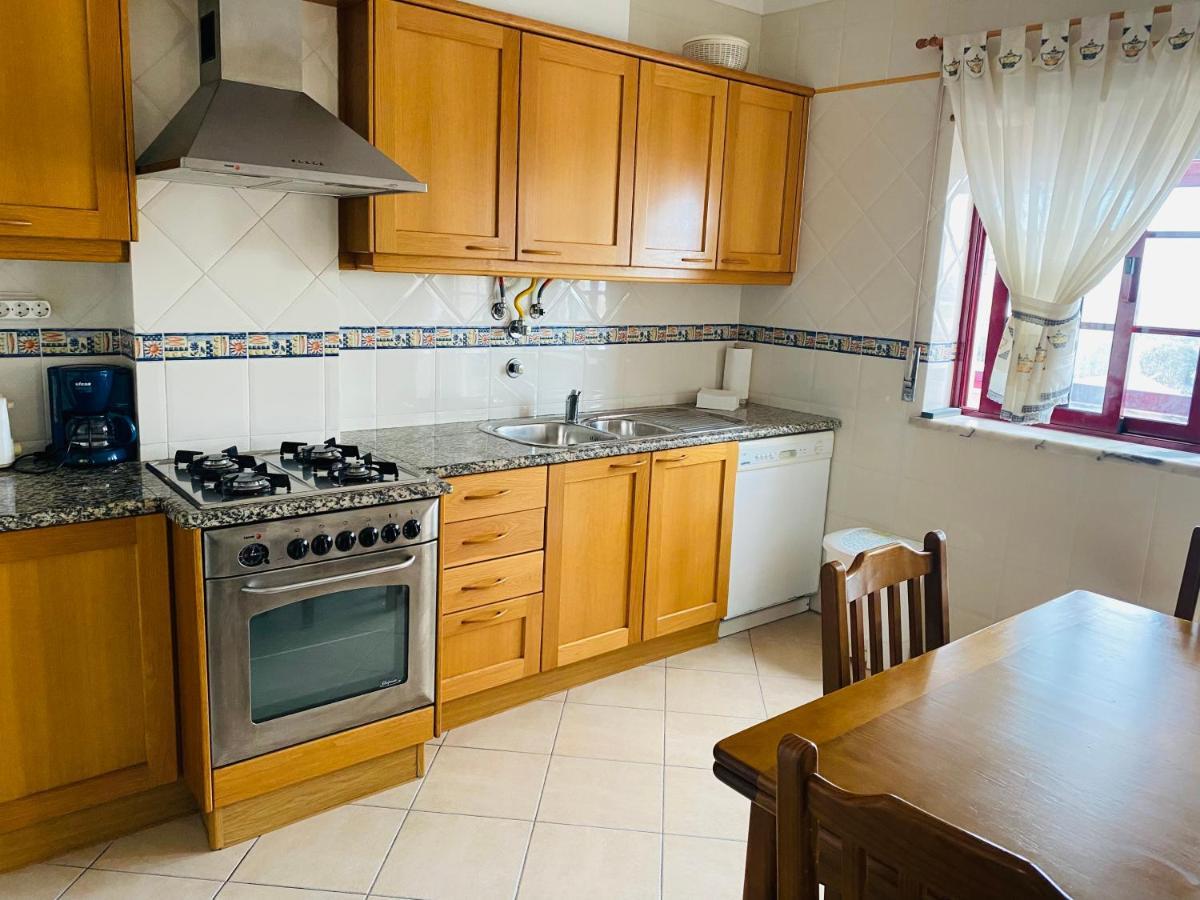 Swordfish Beach Apartment Peniche Extérieur photo