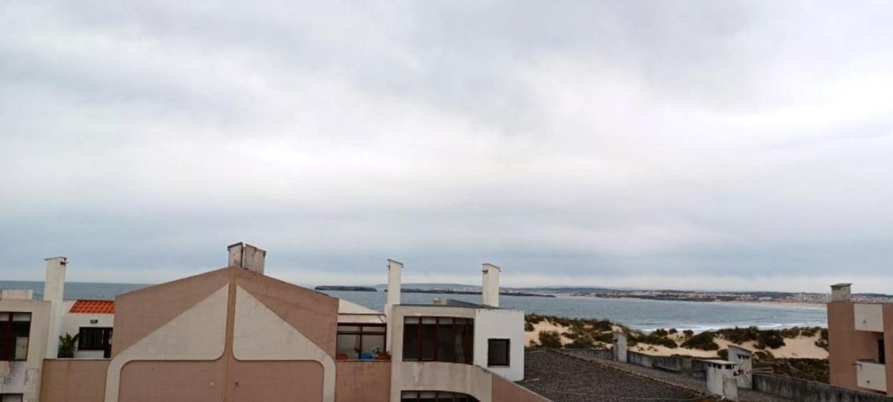 Swordfish Beach Apartment Peniche Extérieur photo